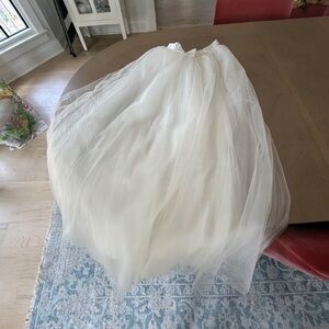 Elegant White Tulle Skirt